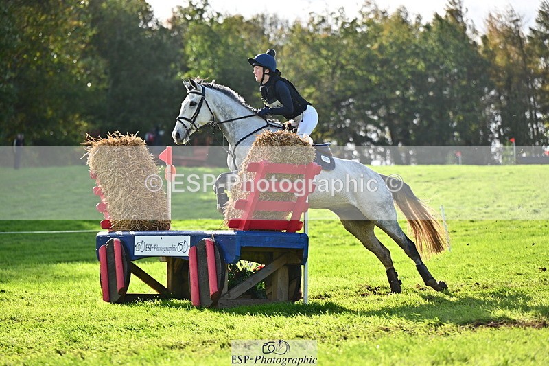 251025A-124853-19263 - F-451-Olivia.Clothier