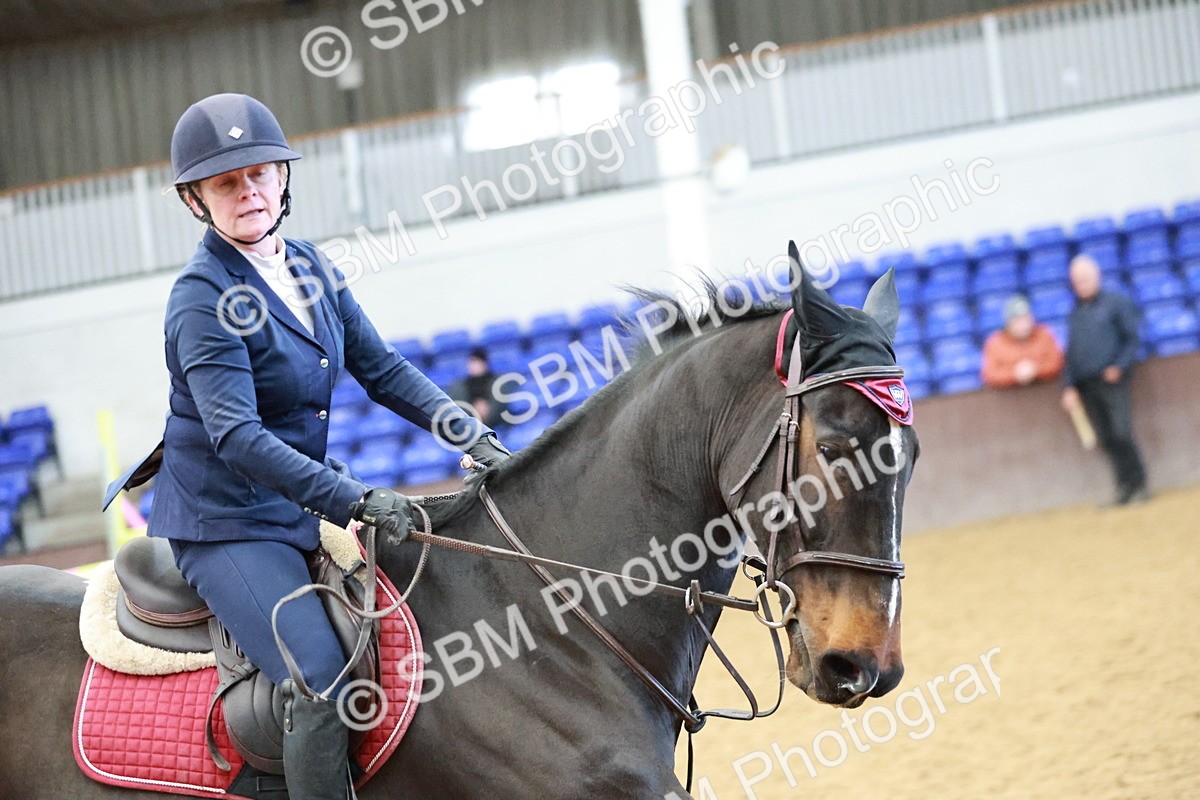 SBM_004027 - Class 11 - Senior Newcomers - 1.10m