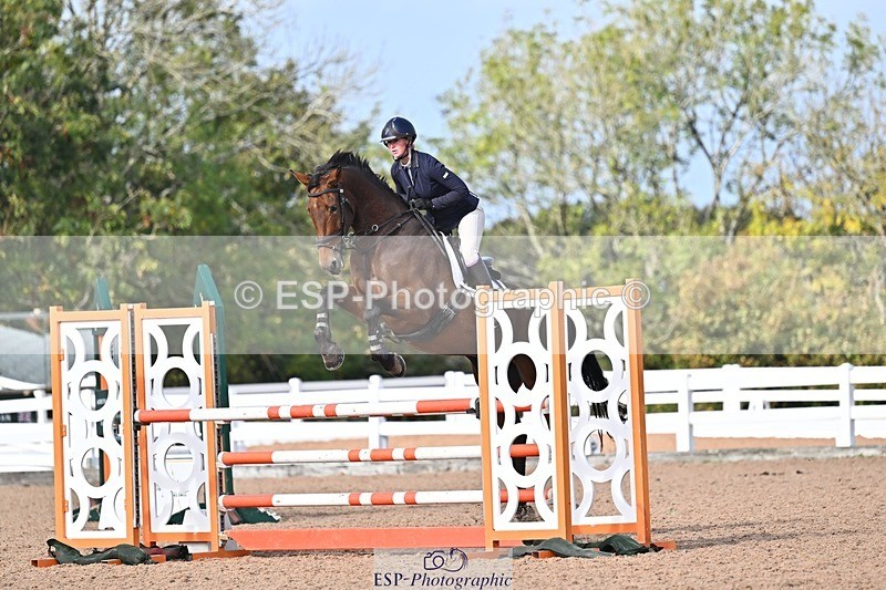 261014-131436-00599 - Cls  05 Snr Newcomers & 1.10m Open