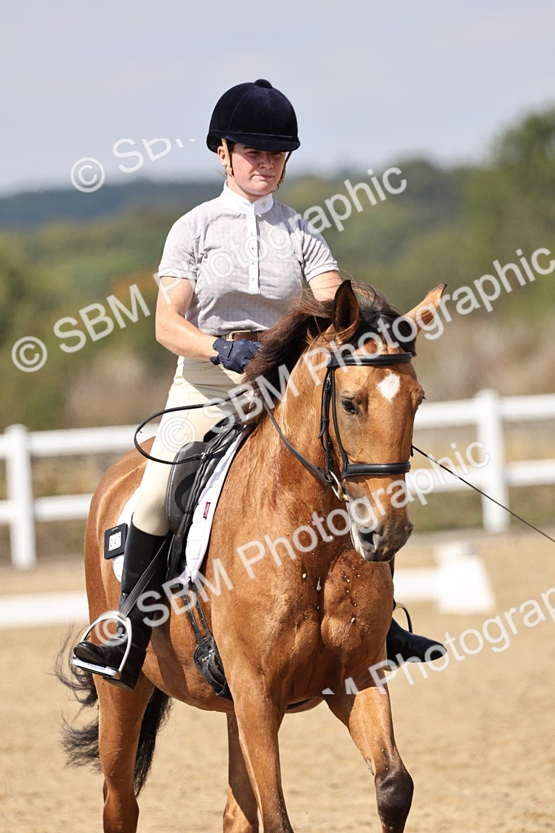 SBM_018651 - Class 16 - Novice 5 - 12.08-13.11