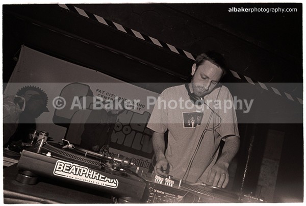 1 jon k - Friends-&-Family @ the-roadhouse 19.03.04