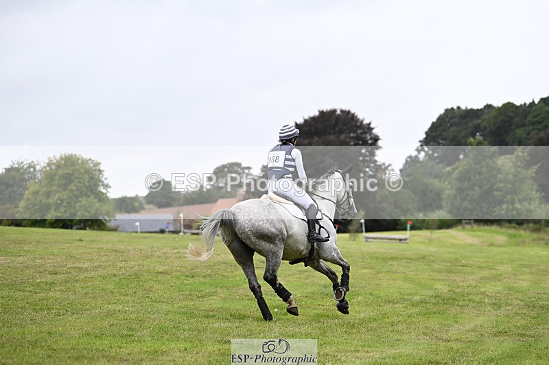 240825X-180524-38317 - 80cm XC 17.30 to End