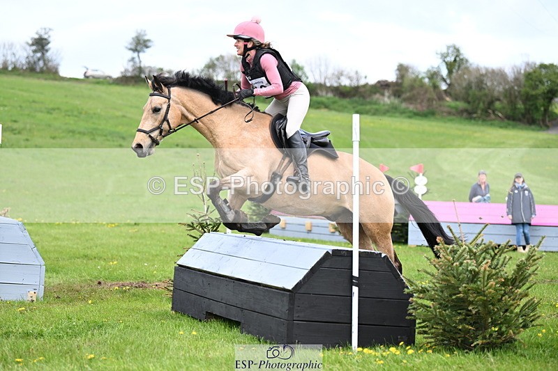 250419-153153-13265 - 619-Fiona.Lewis-BALLYANNY.BUTTONS