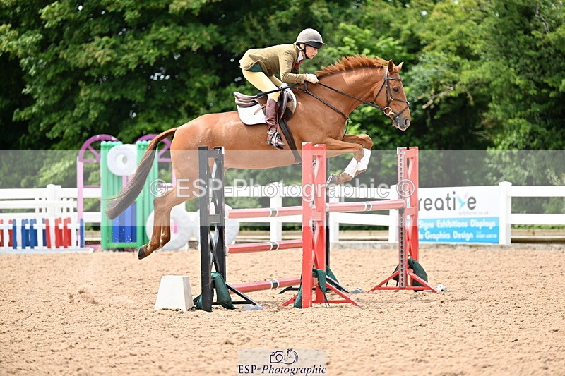 240605A-124325-00370 - Cls 3 Snr 1.05m Open