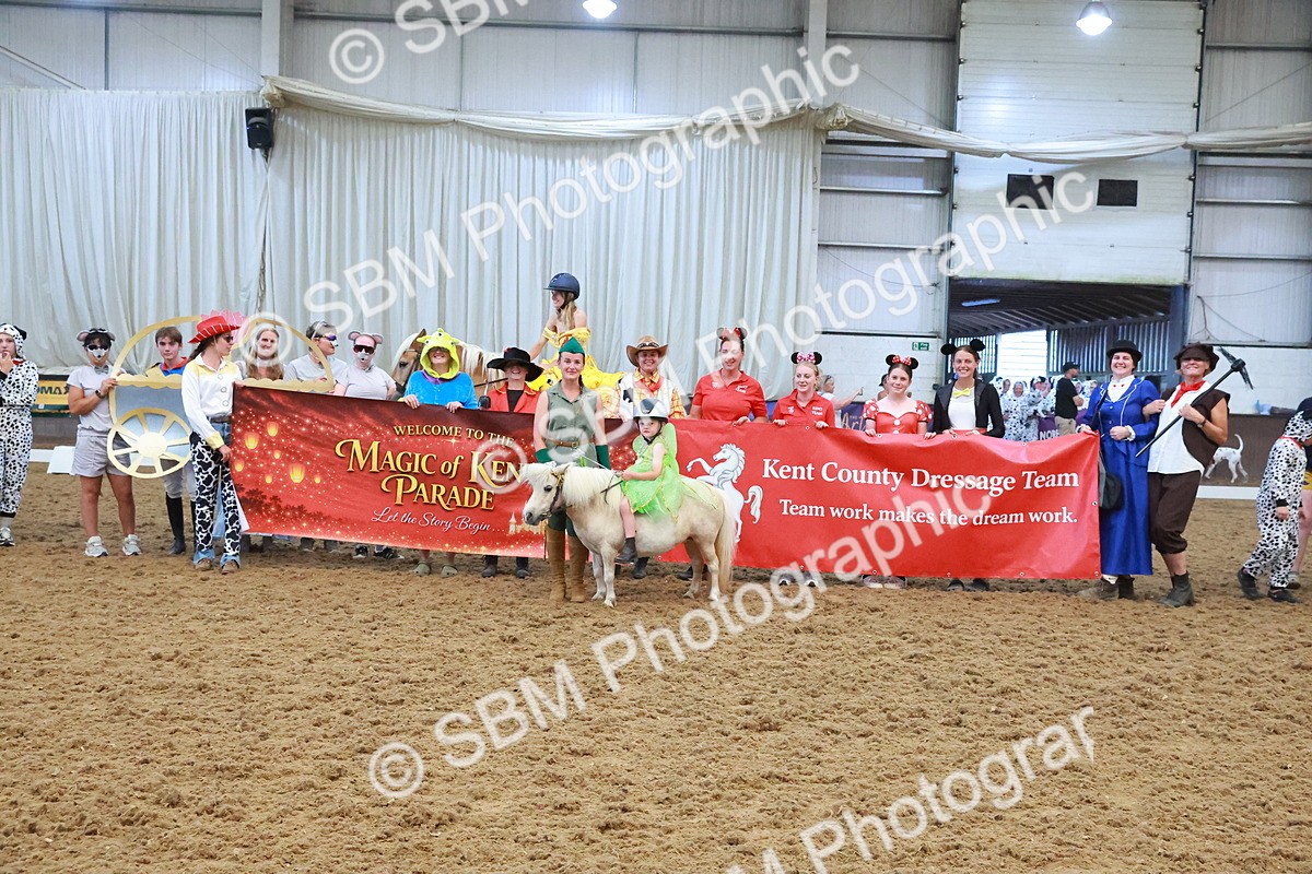 SBM_007896 - Teams Parade