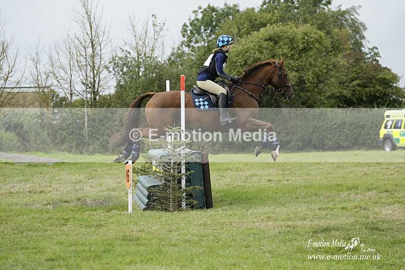  WWHT 031021 3585 - Intermediate Pairs (0.90m) 03/10/21