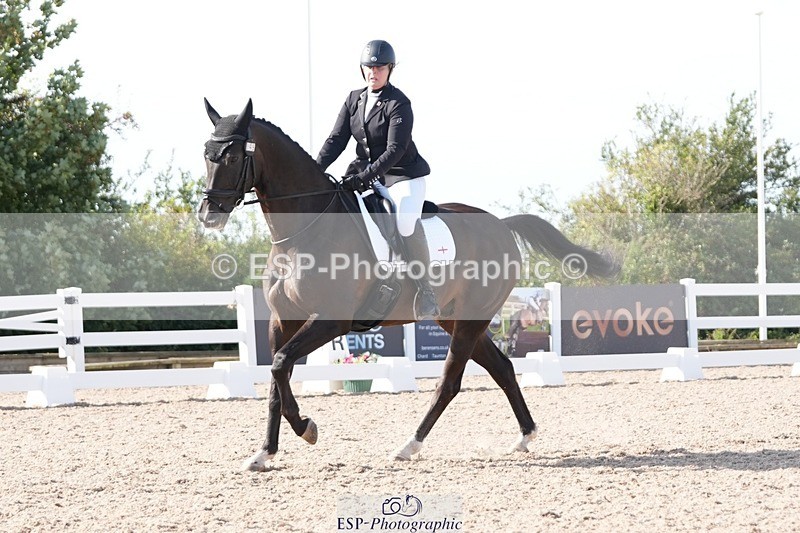 250906-161841-05007 - 049-Laura.ColeGavin.10