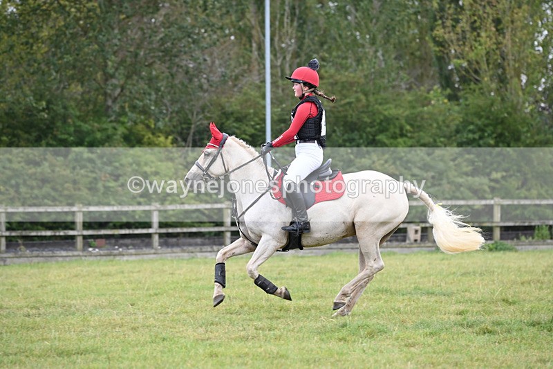 WJ6_3256 - 80cm XC Time 15:45 to 16:02
