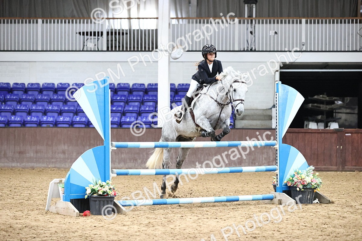SBM_001076 - Class 5 - Blue Chip Pony Newcomers 1.00m Open