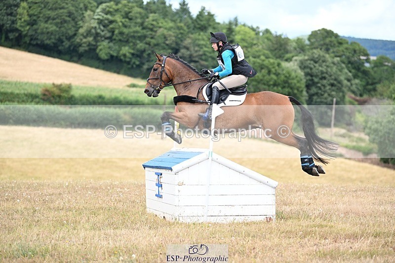 250803A-155616-16427 - O-687-Christina.Wiederkehr-KILLINAS.OISIN