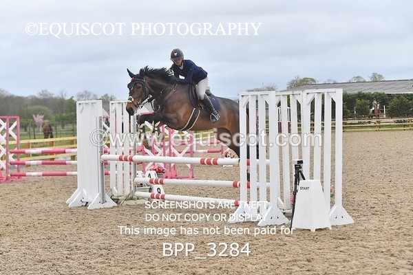 BPP_3284 - CLASS 14 SUN Senior BritiNovice/ 90cm Open