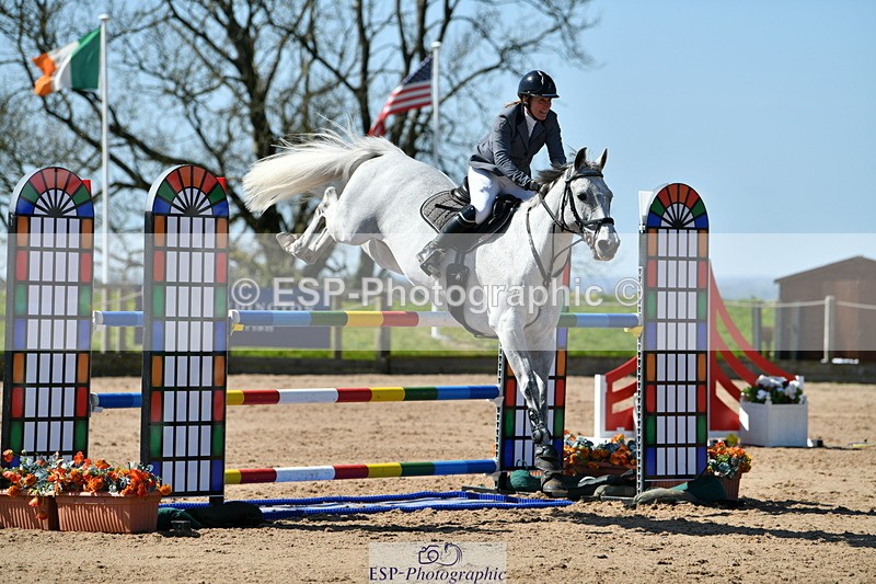 240420A-120200-10845 - Cls 3, 2 Star Small Tour 1.30m