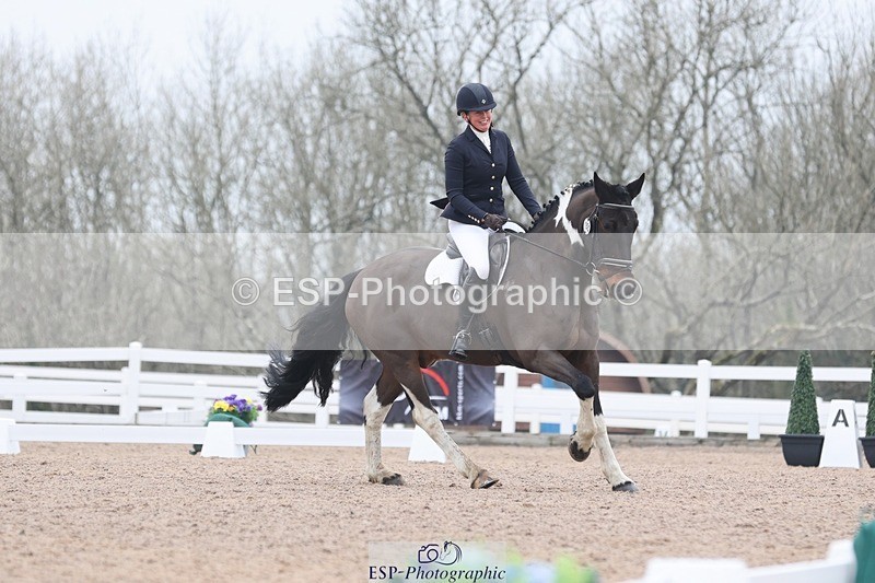 250216-112144-05309 - 155-Caroline.Hutchens-Clogorrows.Socky