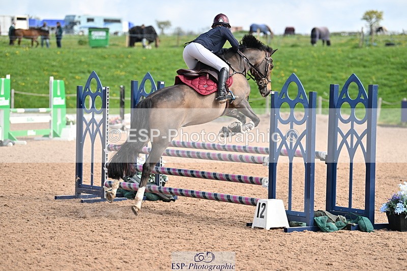 240506A-111531-08490 - Cls 3  Pony Discovery & 90cm Open