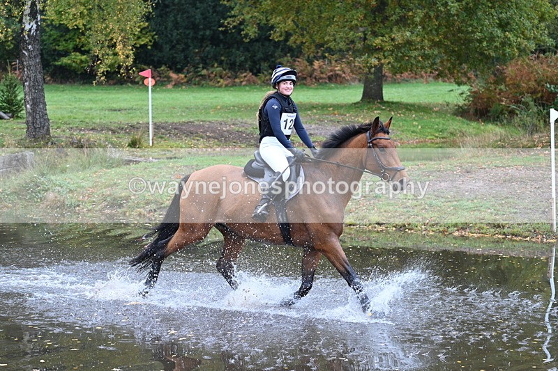 WJ7_3094 - Time 10:47 to 11:11 at the water