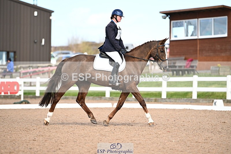 240324A-140006-03802 - Novice 27, 12.30 to 13.50