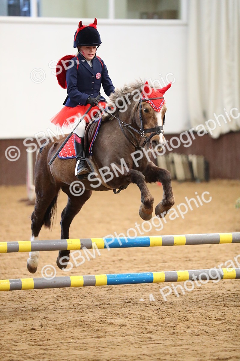 SBM_001184 - Class 3 - Horse & Hound