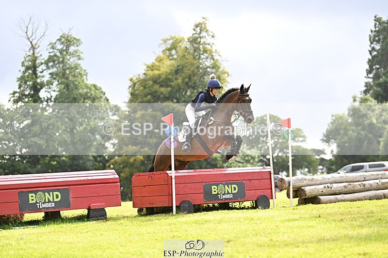 240825X-162019-36254 - 80cm XC 15.30 to 16.30