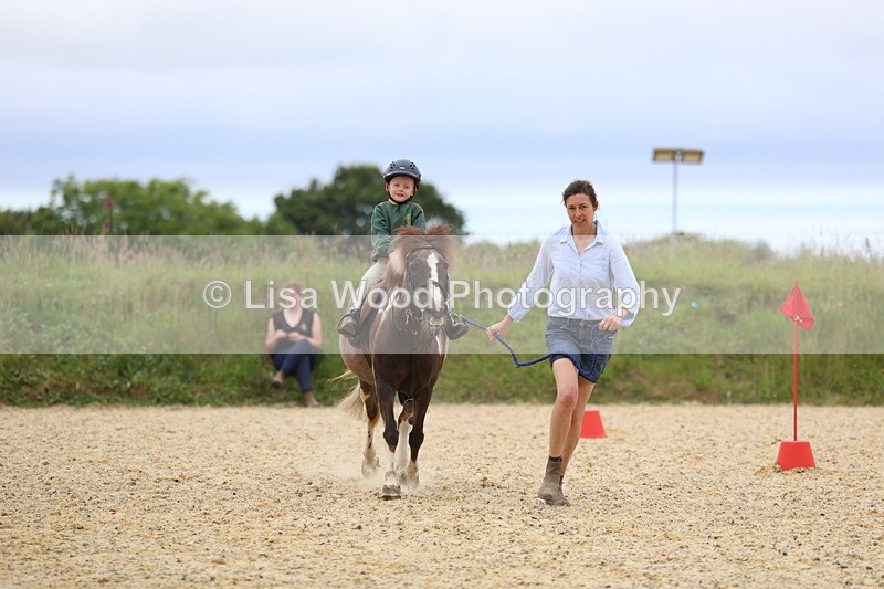 3E7A9794 - Pole Bending