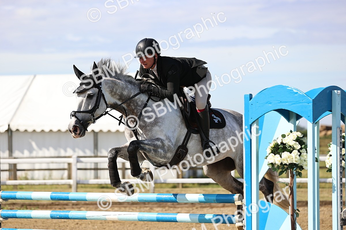 SBM_009214 - Class 7 - Senior Discovery - 1.00m Open
