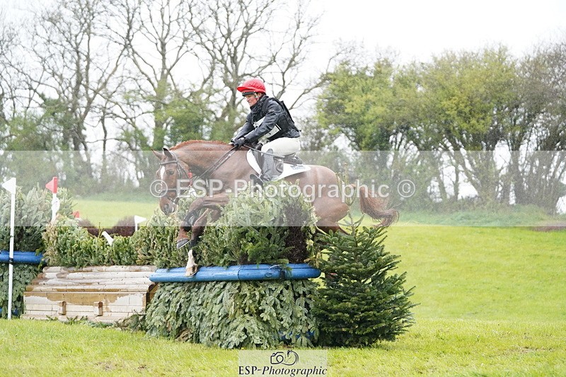 250418-130542-04630 - 256-Rosie.Bradley-Hole-POZNAN.VD.WATERMOLEN