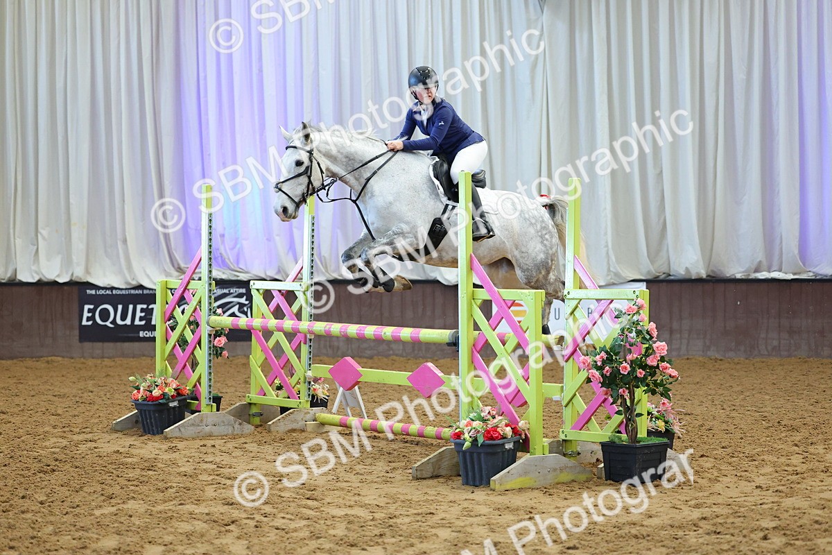 SBM_005528 - Class 22 - Bliss of London Novice Winter Championship Qualifier 90cm
