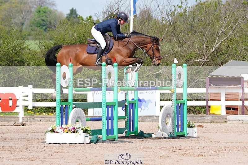 250427-111158-16142 - Cls 4 - 2 Star Small Tour