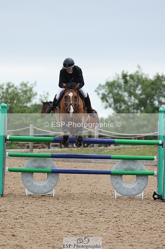 250524-130013-04880 - Cls 15 Snr Fox 1st Rnd