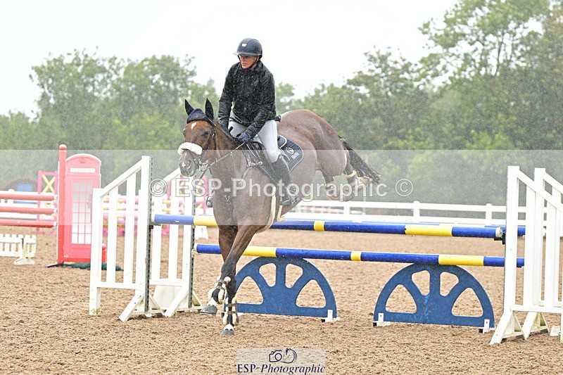 240925A-134518-00987 - Cls 4 Newcomers and 1.10m Open