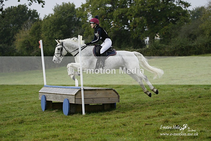  WWHT 171021 0854 - Open Novice (0.80m)  17/10/21