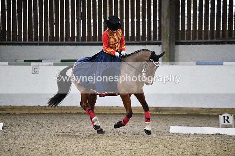 WJ5_9366 - Time 13:04 to 13:41 Fancy Dress DTM