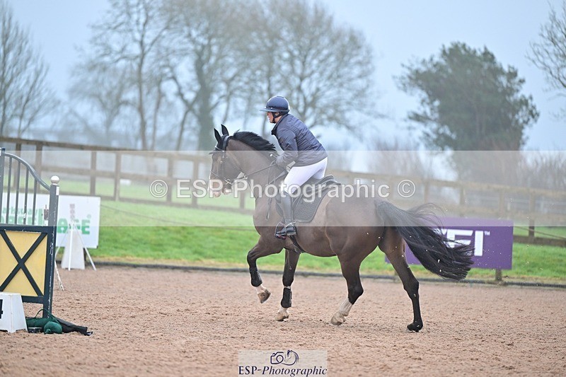 250122-121701-00331 - Cls 4 Newcomers and 1.10m