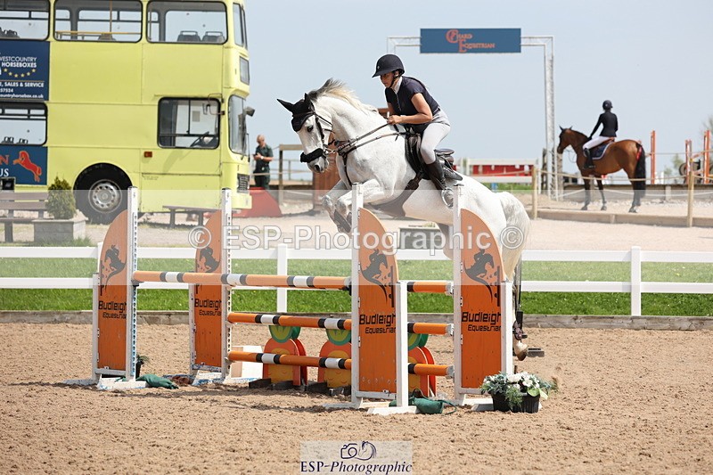 240510A-140535-07436 - Cls 17 1.05m National Am Quali