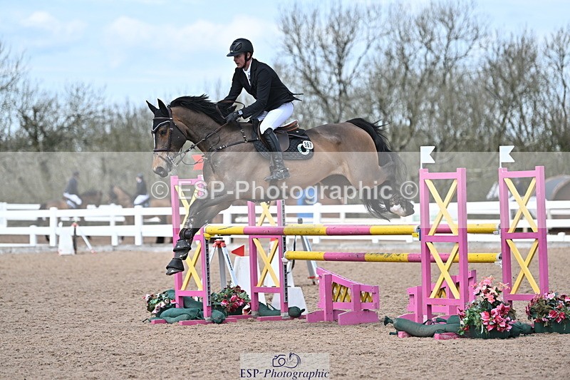 240418A-135629-03651 - Cls 13, 1 Star Bronze Tour 1.10m