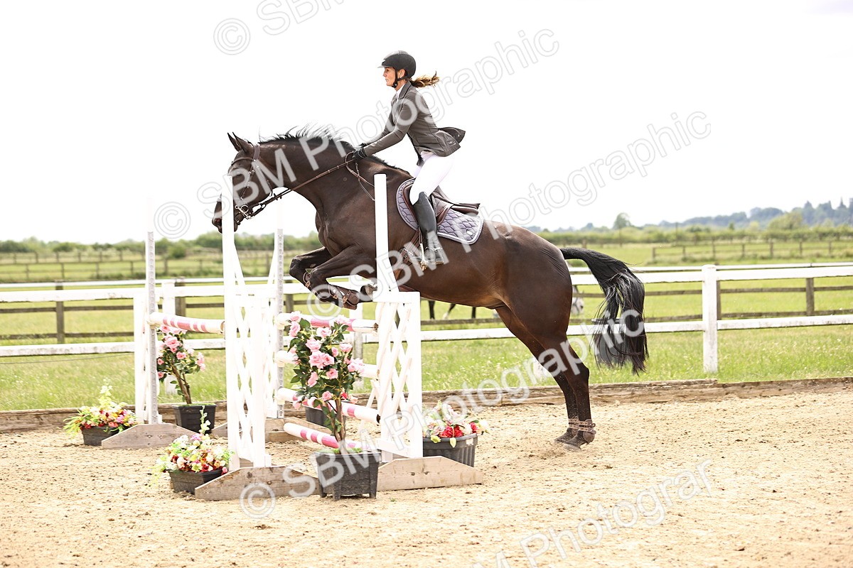 SBM_007827 - Class 19 - Senior Newcomers - 1.10m