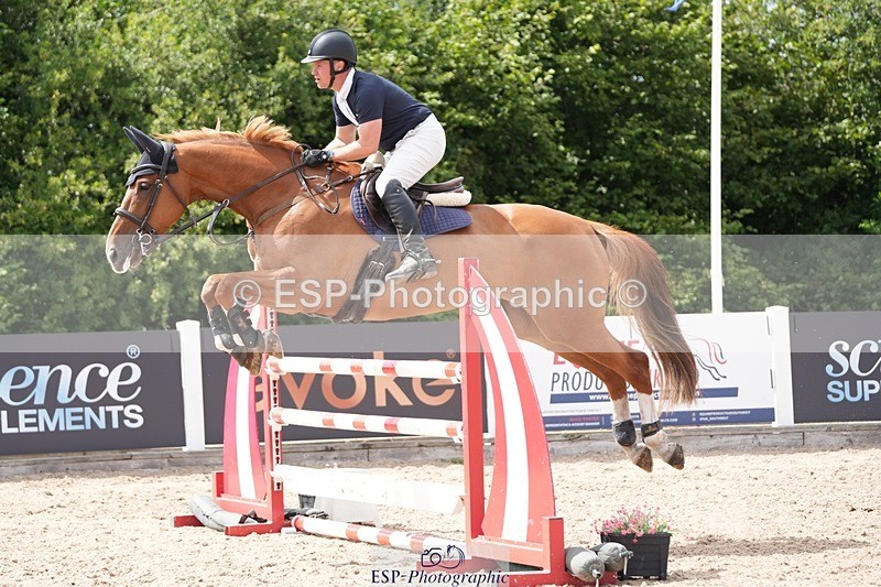 250726-145927-07221 - Cls 22 1.05m Amateur Quali