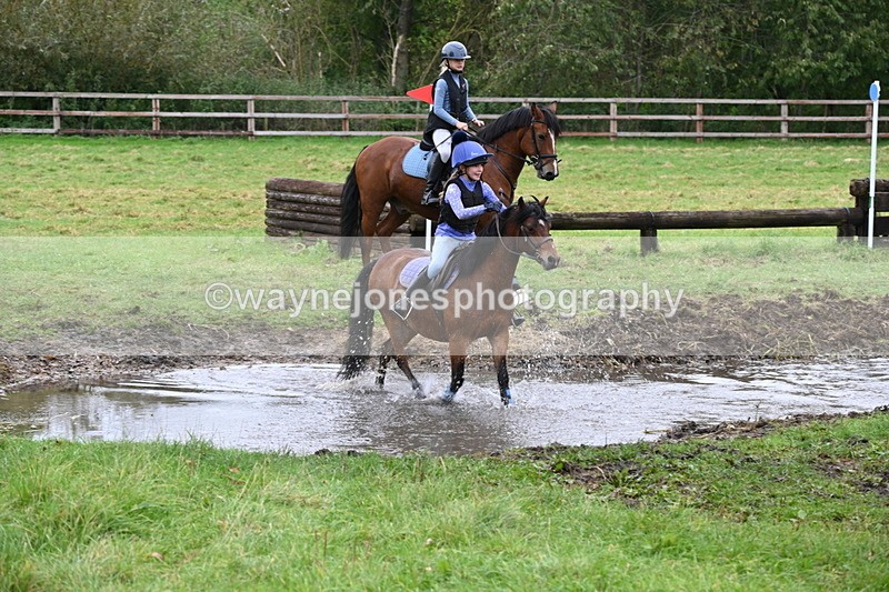 WJ6_7230 - Time at Photographer 13:23 to 13:49