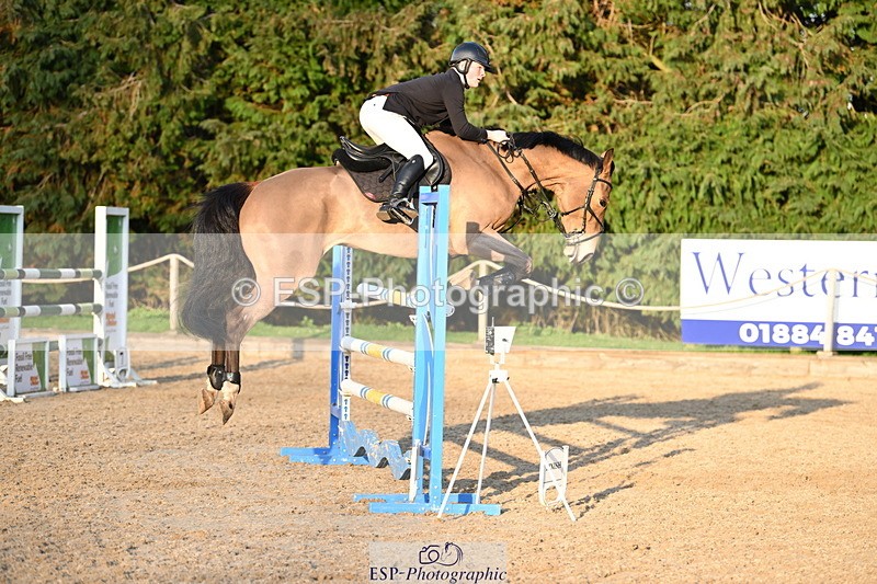 250322A-172136-03754 - Cls 14 Snr Fox & 1.20m Open