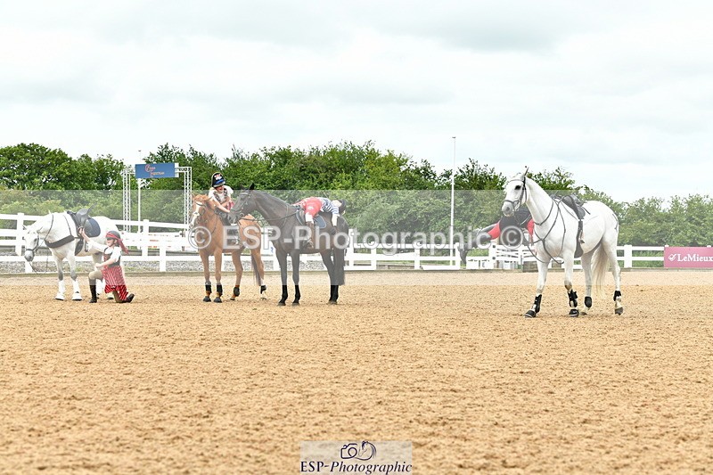 230804A-110915-02164 - Musical Ride