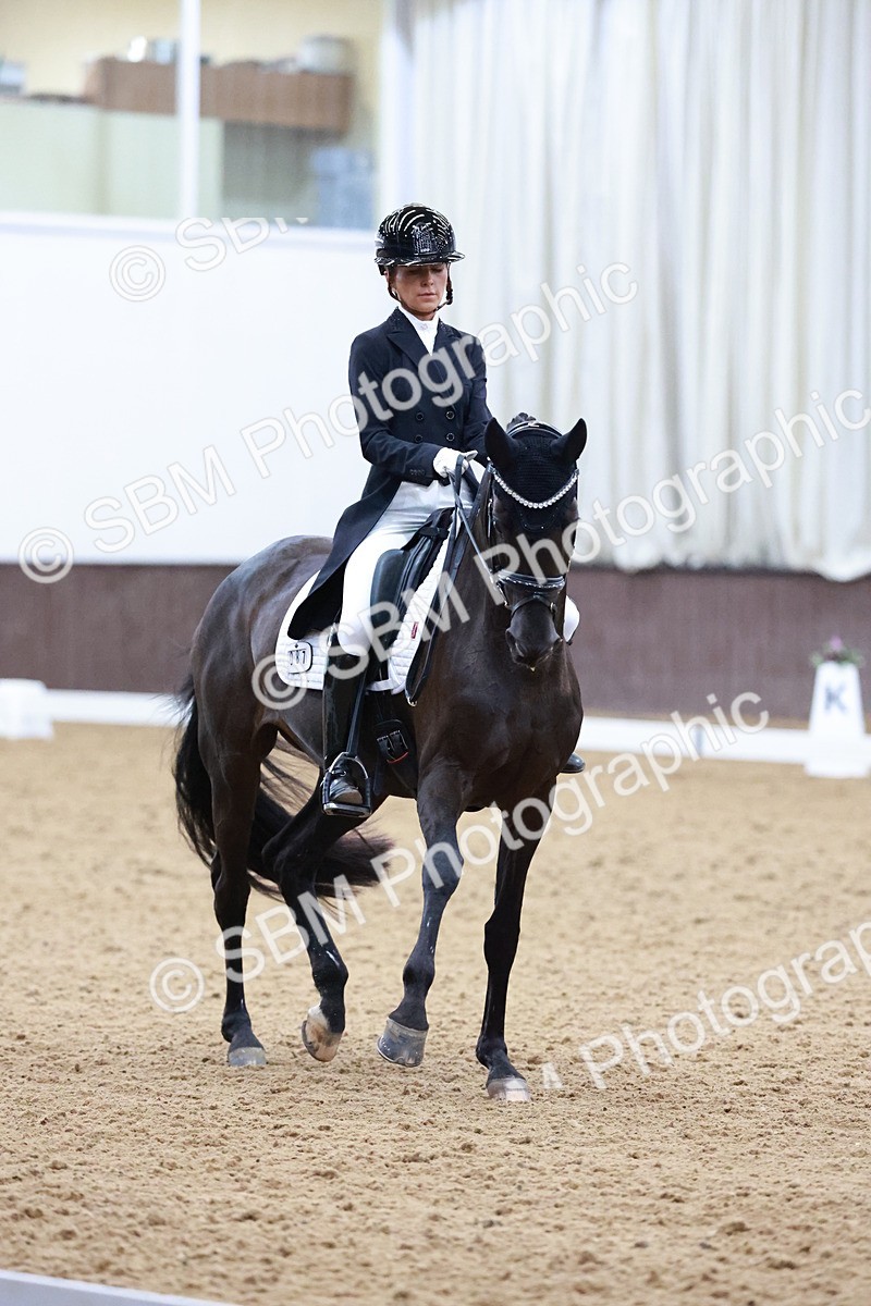 SBM_021173 - Class 14 - FEI Grand Prix - 17.40-18.34