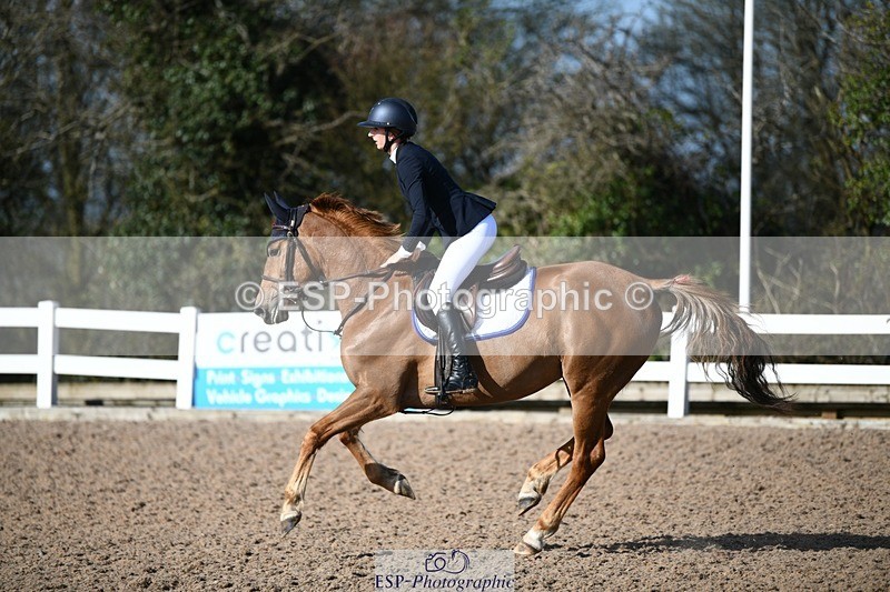 250330-100133-05963 - Cls 32 British Novice and 90cm