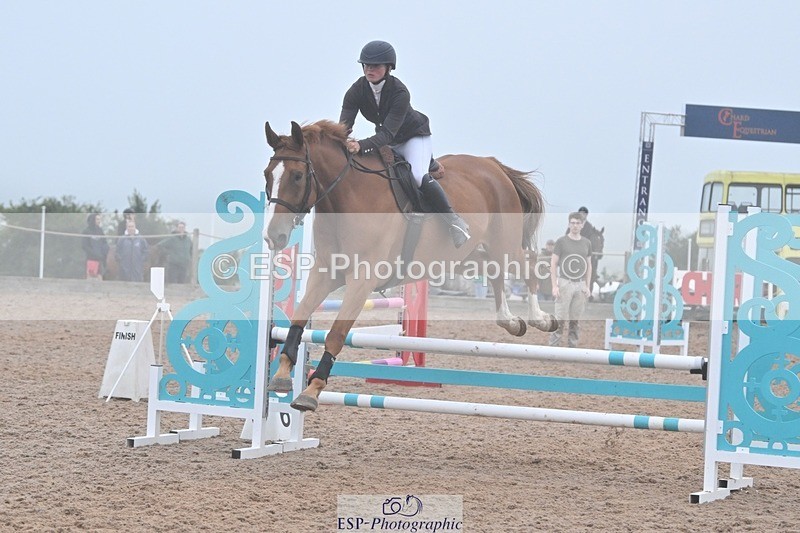 240813-193333-00961 - Classes 7 A&B 90cm