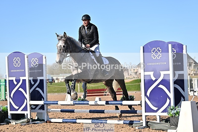 250401-165951-00232 - 70cm classes