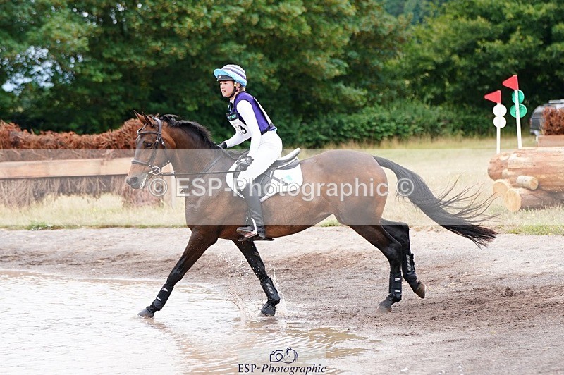 250803A-123540-13045 - M-553-Beatrice.Hayman-Joyce-ICONIC