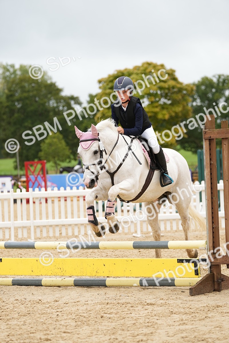 SBM_32528_J5 Junior Pony 50cm Championship - Paula Gray