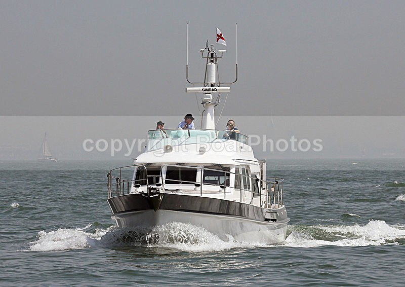 140517 INTUITION WT7A0920 - Flybridge Cruisers