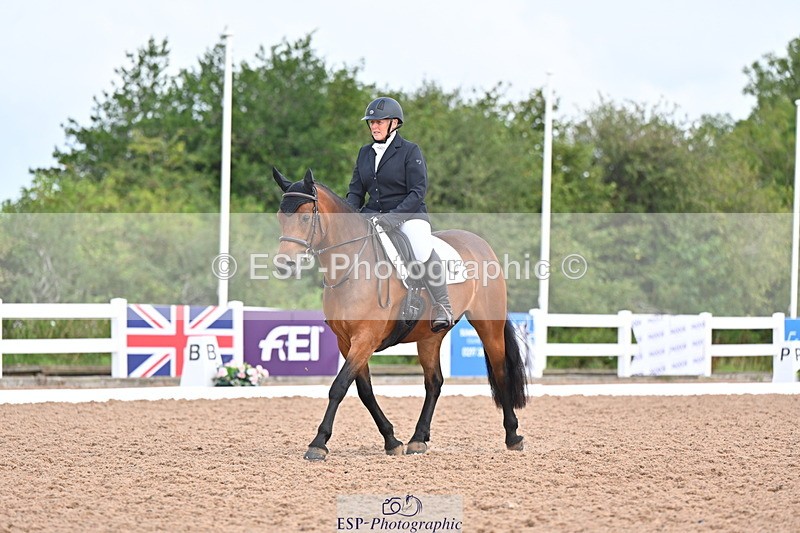 240817A-102154-07754 - 145-Carolyn.Gale-Newtown.Ringo