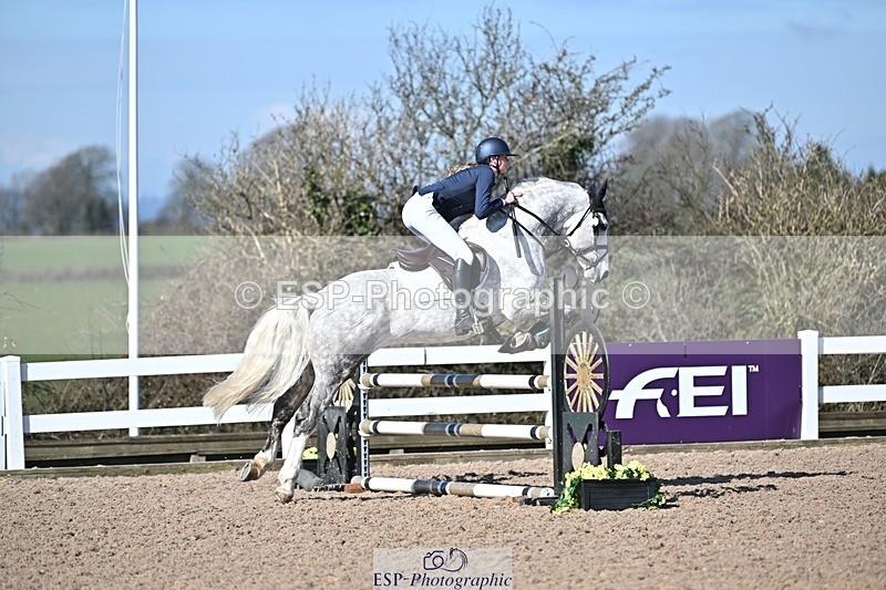 250314-110826-00208 - Cls 2 British Novice and 90cm