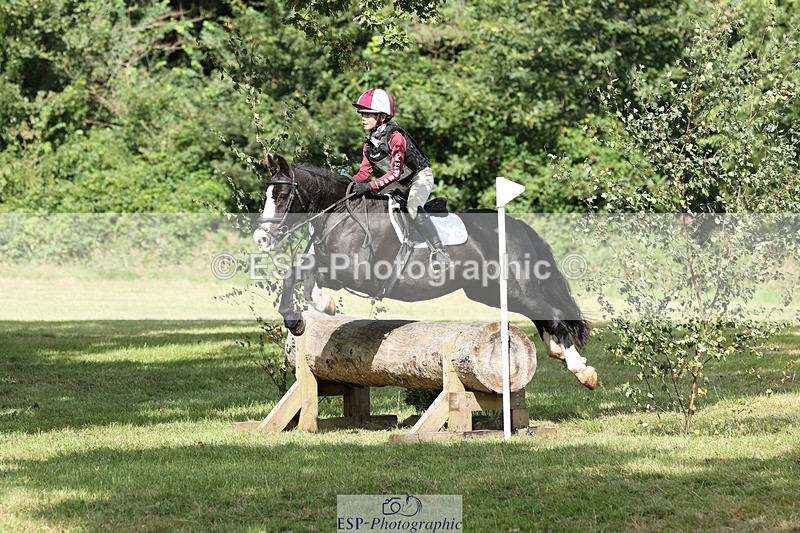 240825X-112657-32258 - 70cm XC 11.00 to 12.00