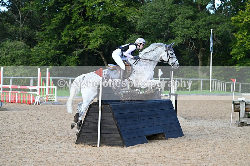 WJ7_6205 - Time 16:55 to 17:11